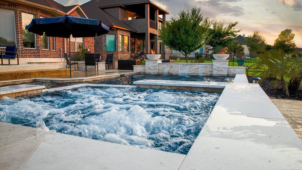 Dive into Paradise: Exceptional Pool Designs for Your Outdoor Oasis